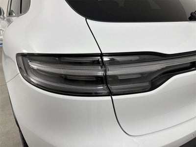 2025 Porsche Macan AWD