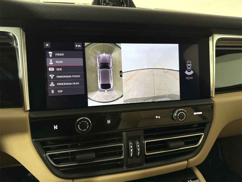 2025 Porsche Macan AWD