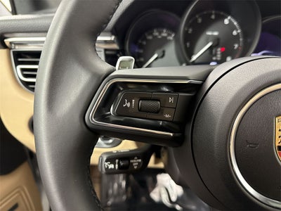 2025 Porsche Macan AWD