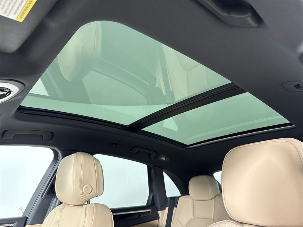 2025 Porsche Macan AWD