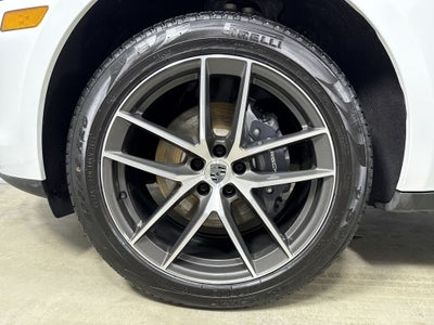 2025 Porsche Macan AWD