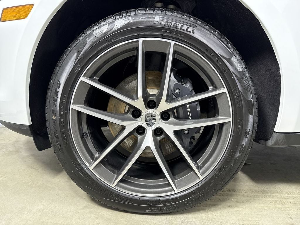 2025 Porsche Macan AWD