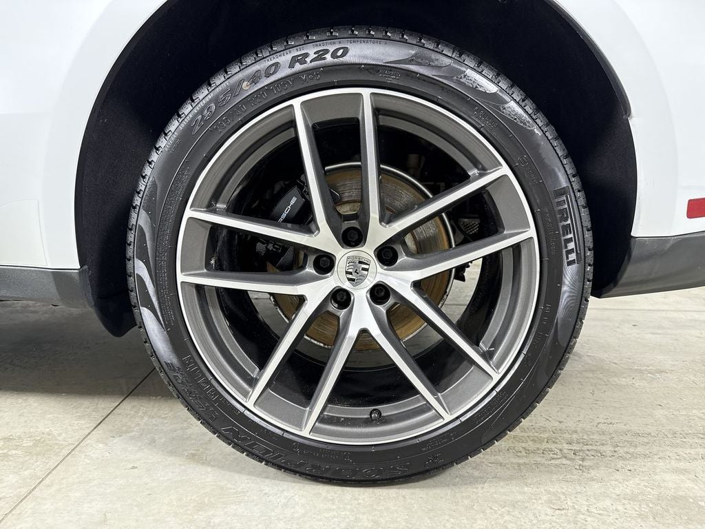 2025 Porsche Macan AWD