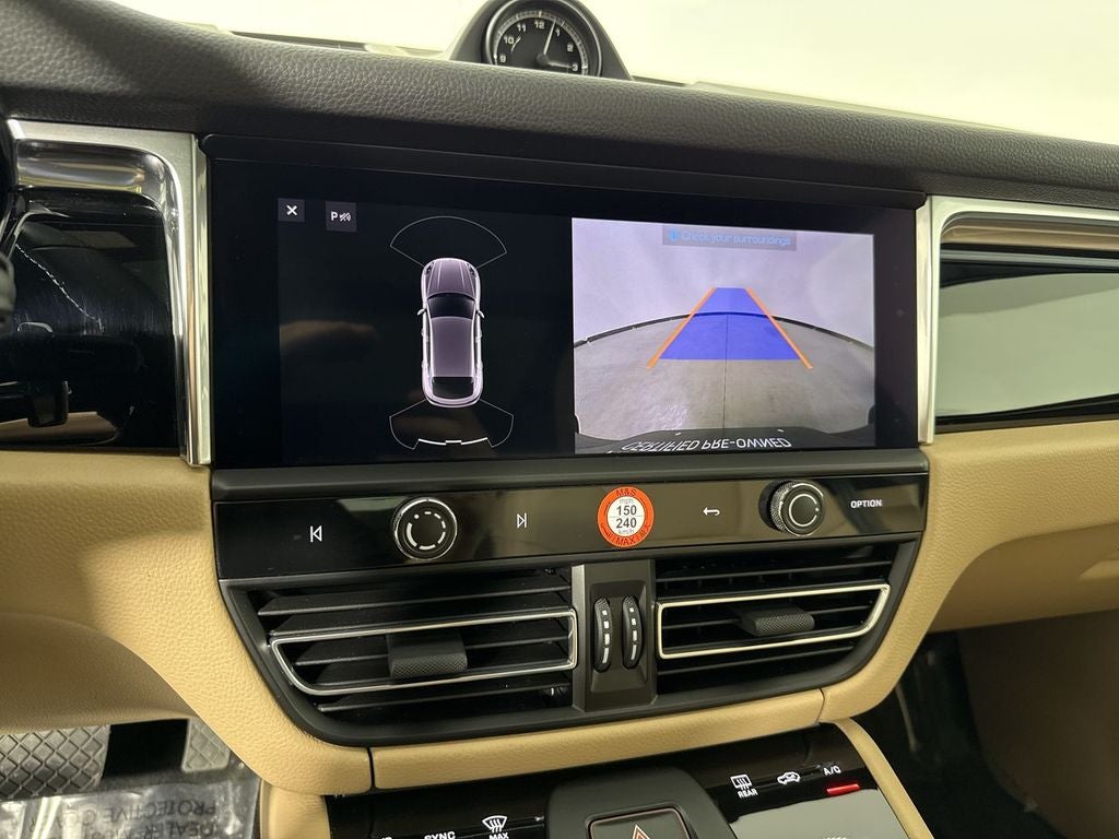 2025 Porsche Macan AWD