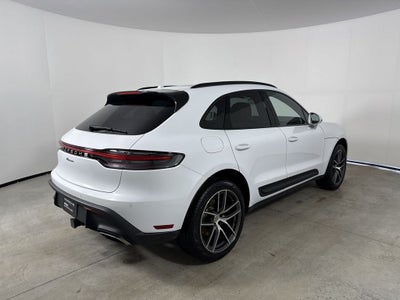 2025 Porsche Macan AWD
