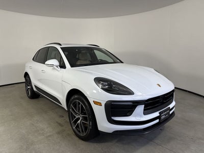 2025 Porsche Macan AWD