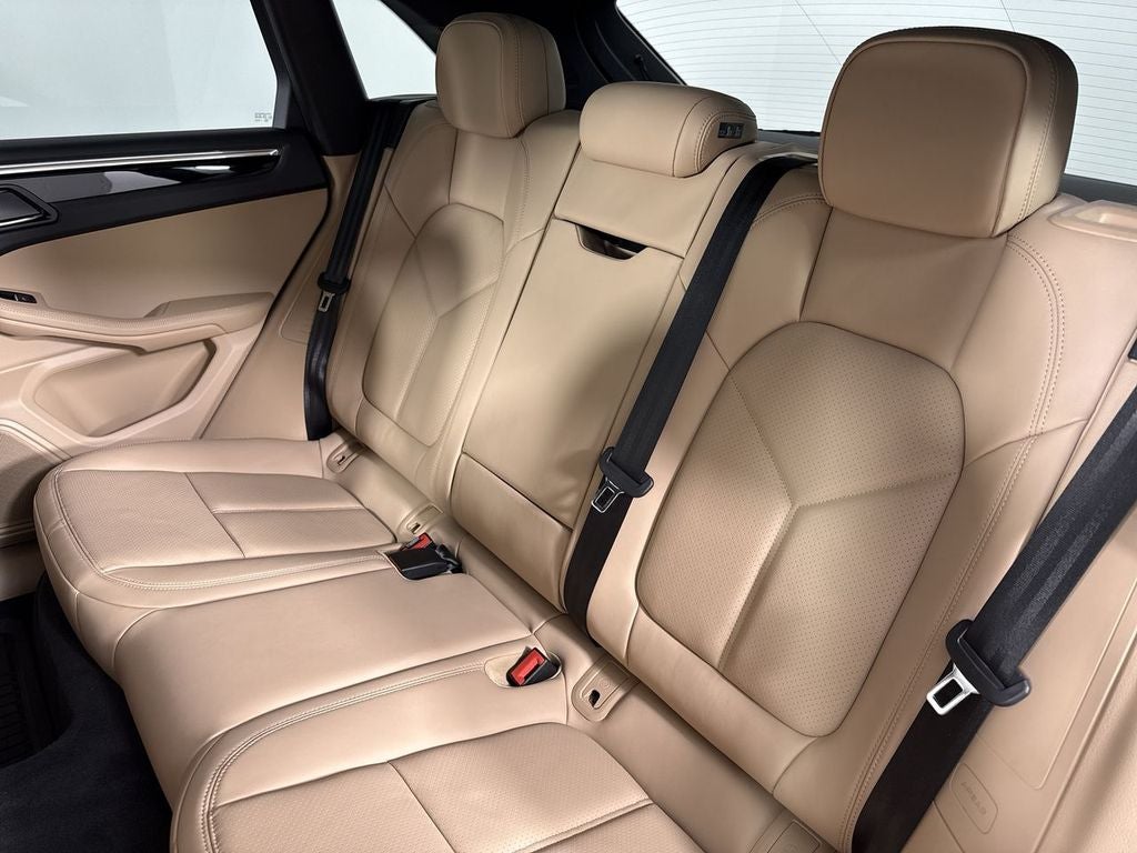 2025 Porsche Macan Macan