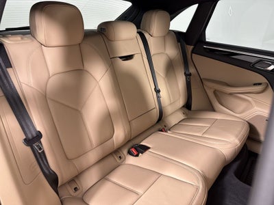 2025 Porsche Macan Macan
