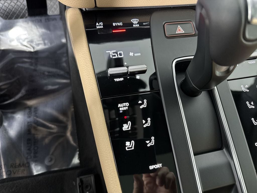 2025 Porsche Macan Macan