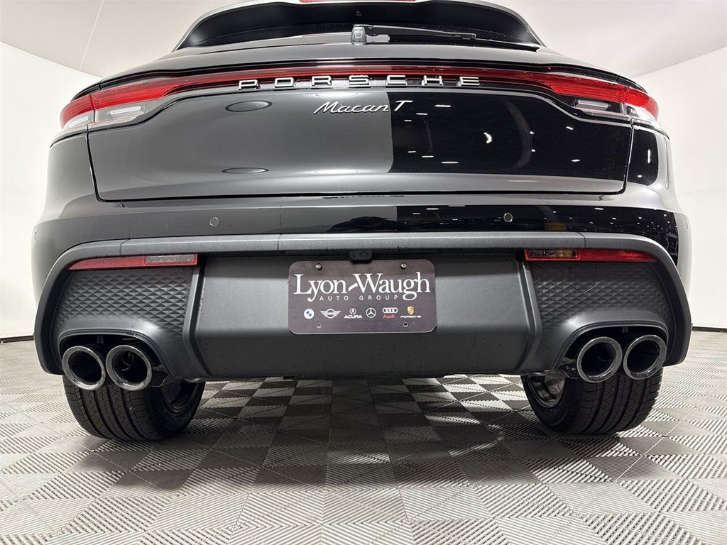 2025 Porsche Macan T