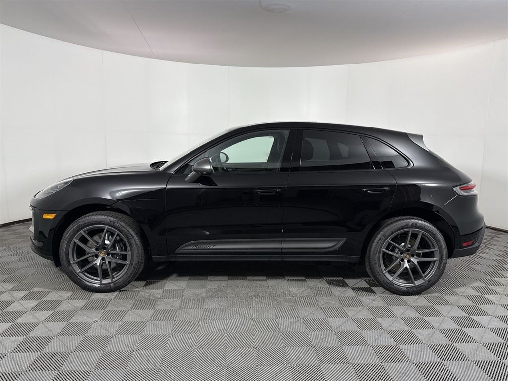 2025 Porsche Macan T
