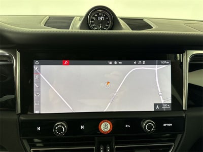 2025 Porsche Macan T