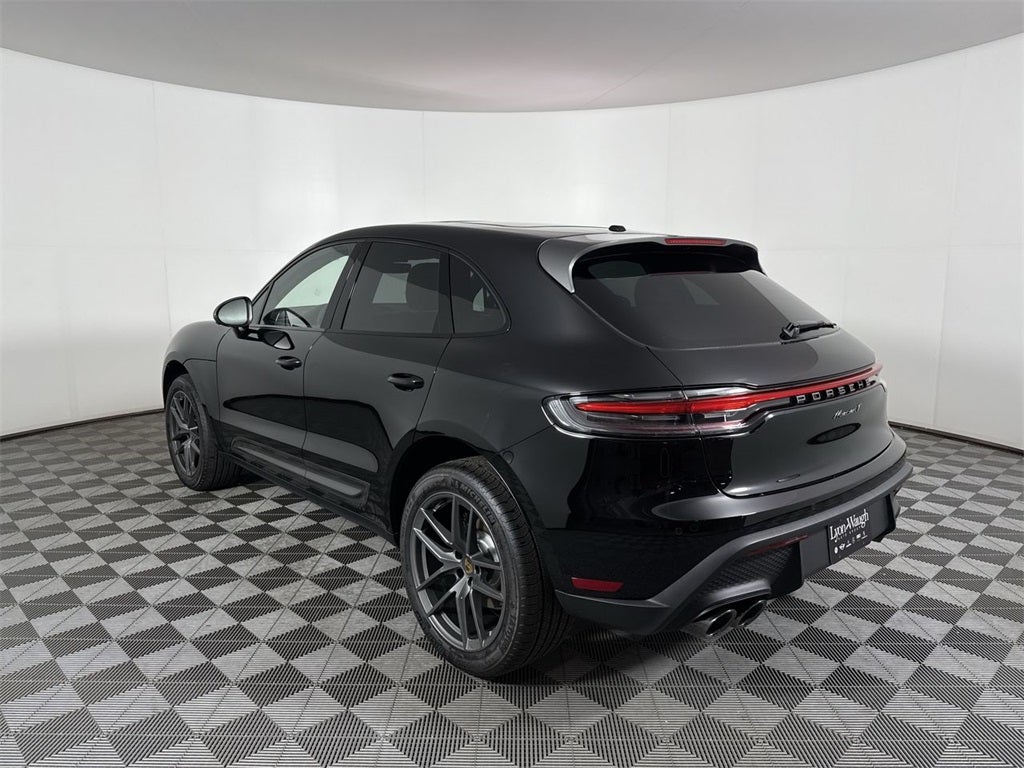 2025 Porsche Macan T