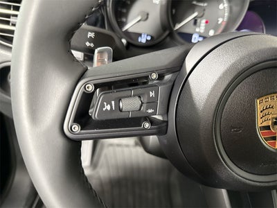 2025 Porsche Macan T