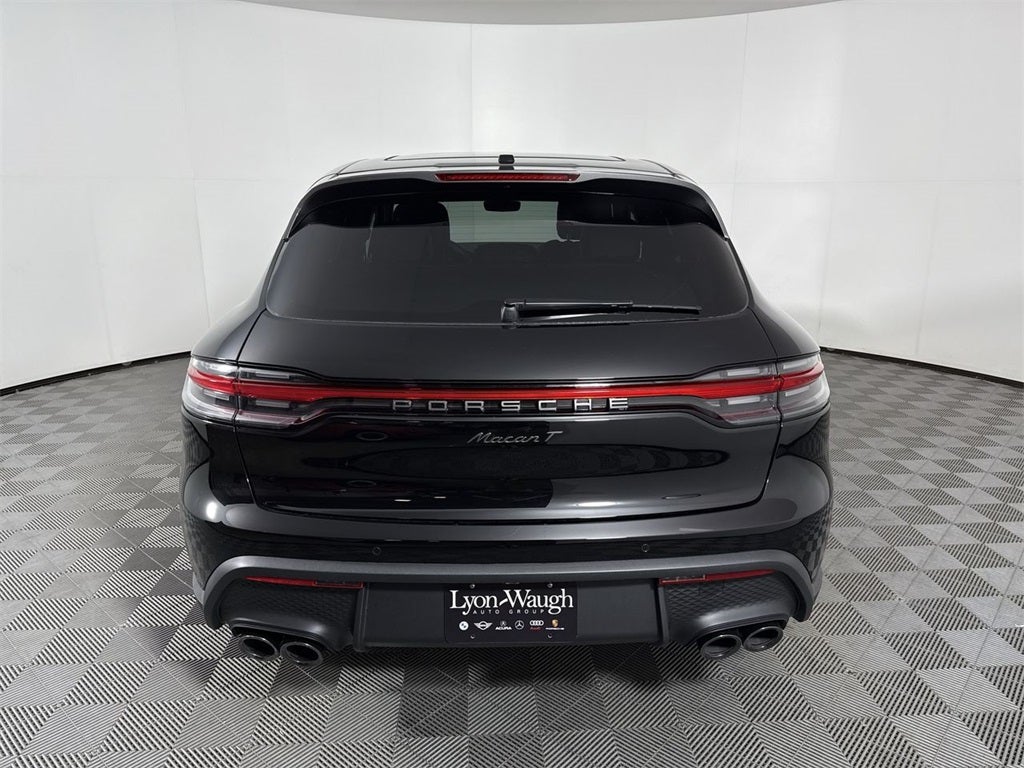 2025 Porsche Macan T