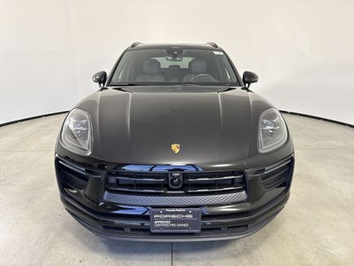 2026 Porsche Macan AWD