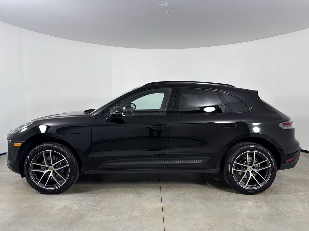 2026 Porsche Macan AWD