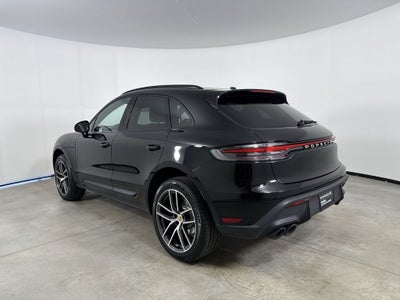 2026 Porsche Macan AWD