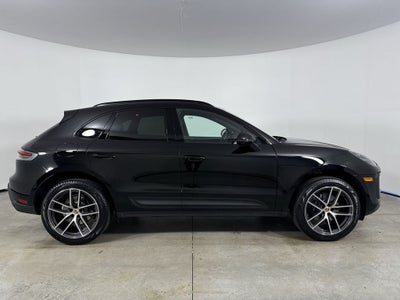 2026 Porsche Macan AWD