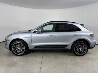 2026 Porsche Macan AWD