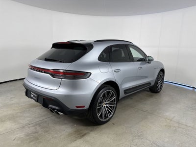 2026 Porsche Macan AWD