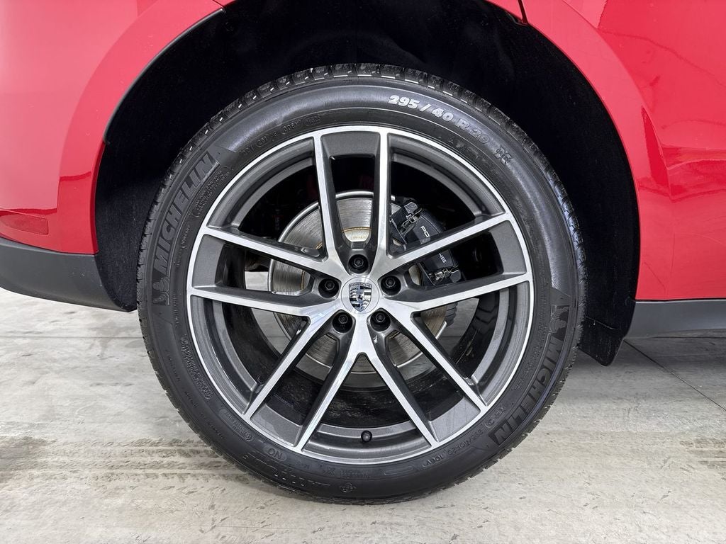 2026 Porsche Macan AWD