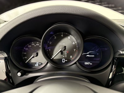 2026 Porsche Macan AWD