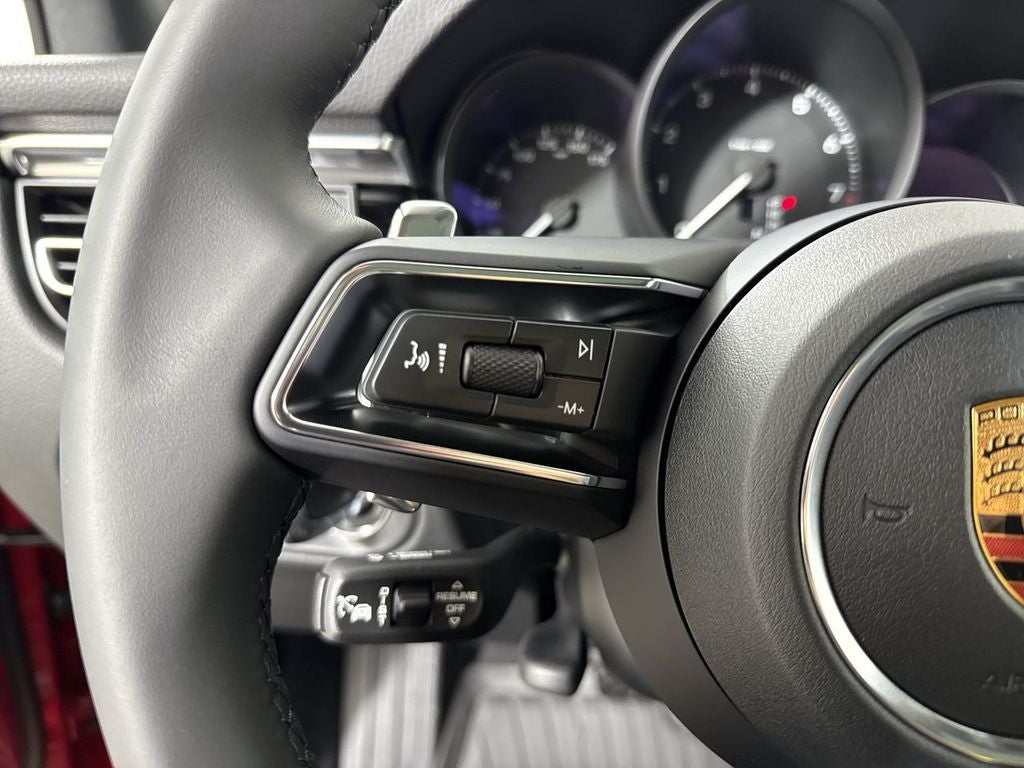 2026 Porsche Macan AWD