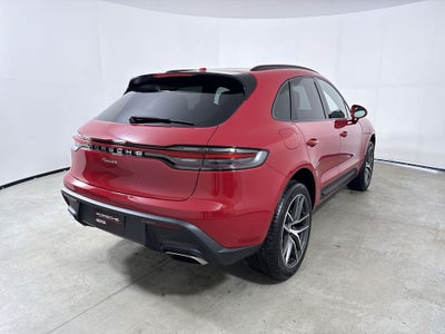 2026 Porsche Macan AWD