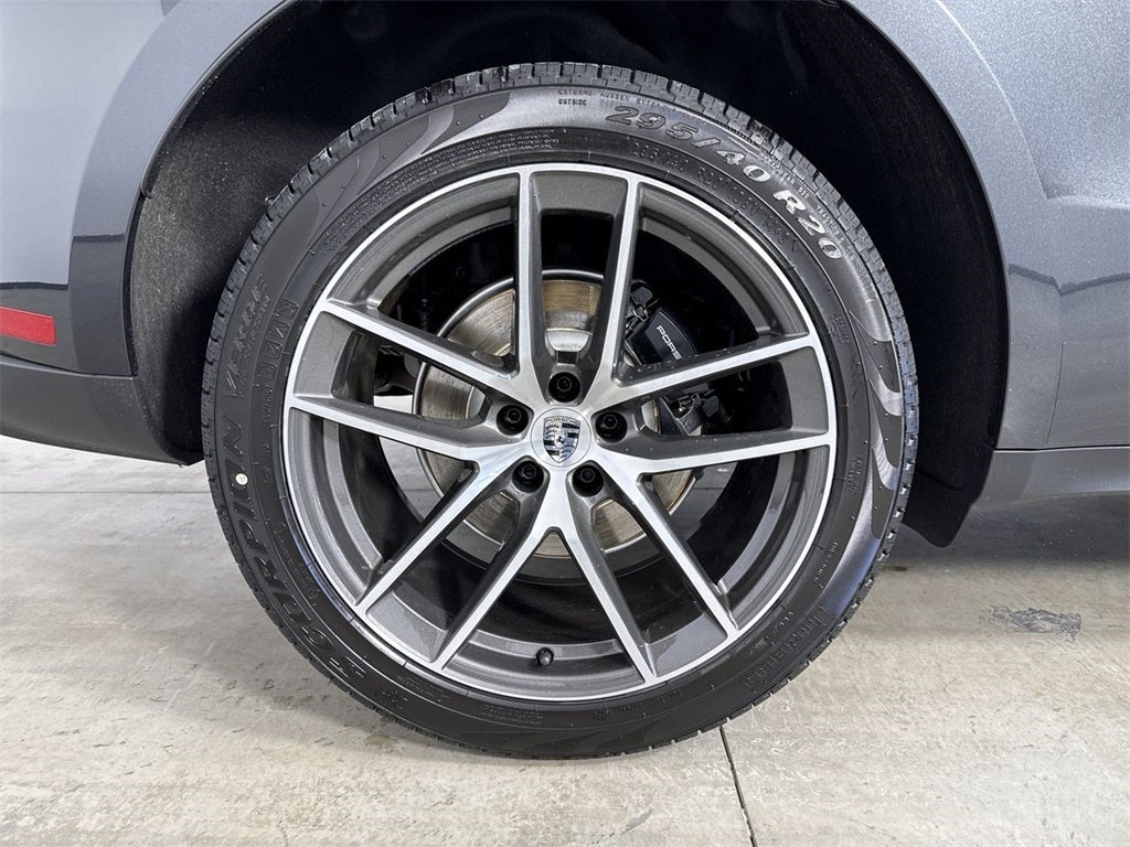 2026 Porsche Macan AWD