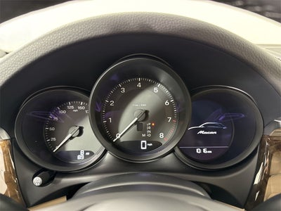 2026 Porsche Macan AWD