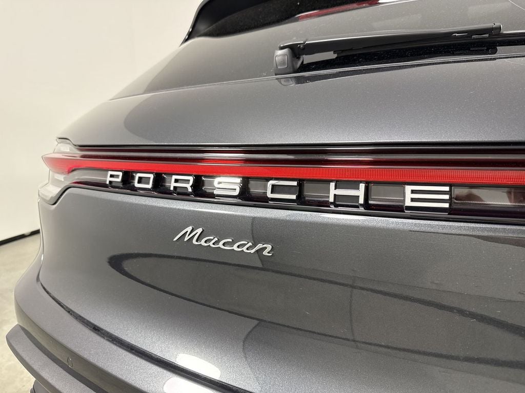 2026 Porsche Macan Macan