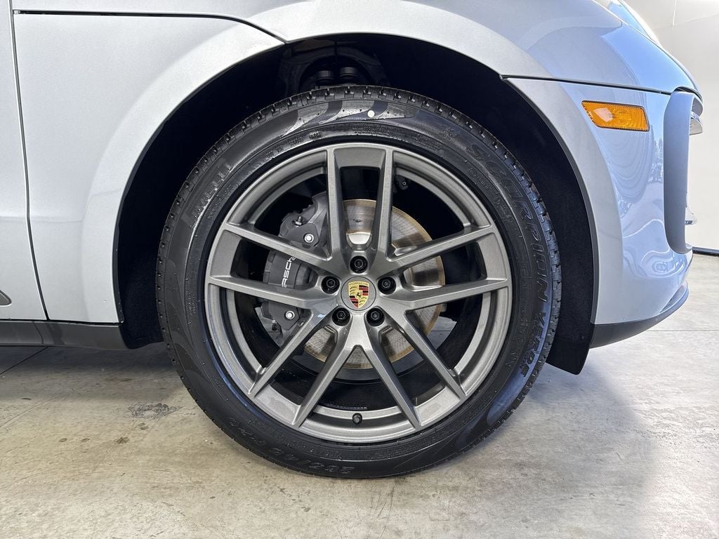 2026 Porsche Macan Macan T