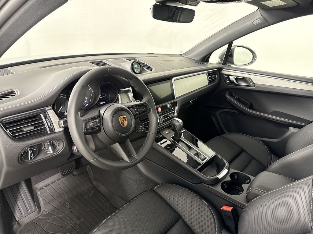 2026 Porsche Macan Macan T
