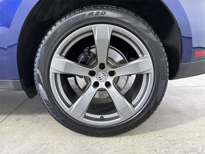 2023 Porsche Macan T