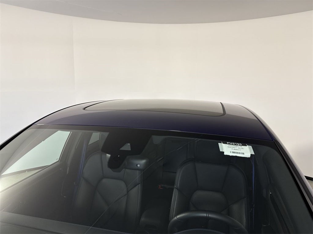 2023 Porsche Macan T