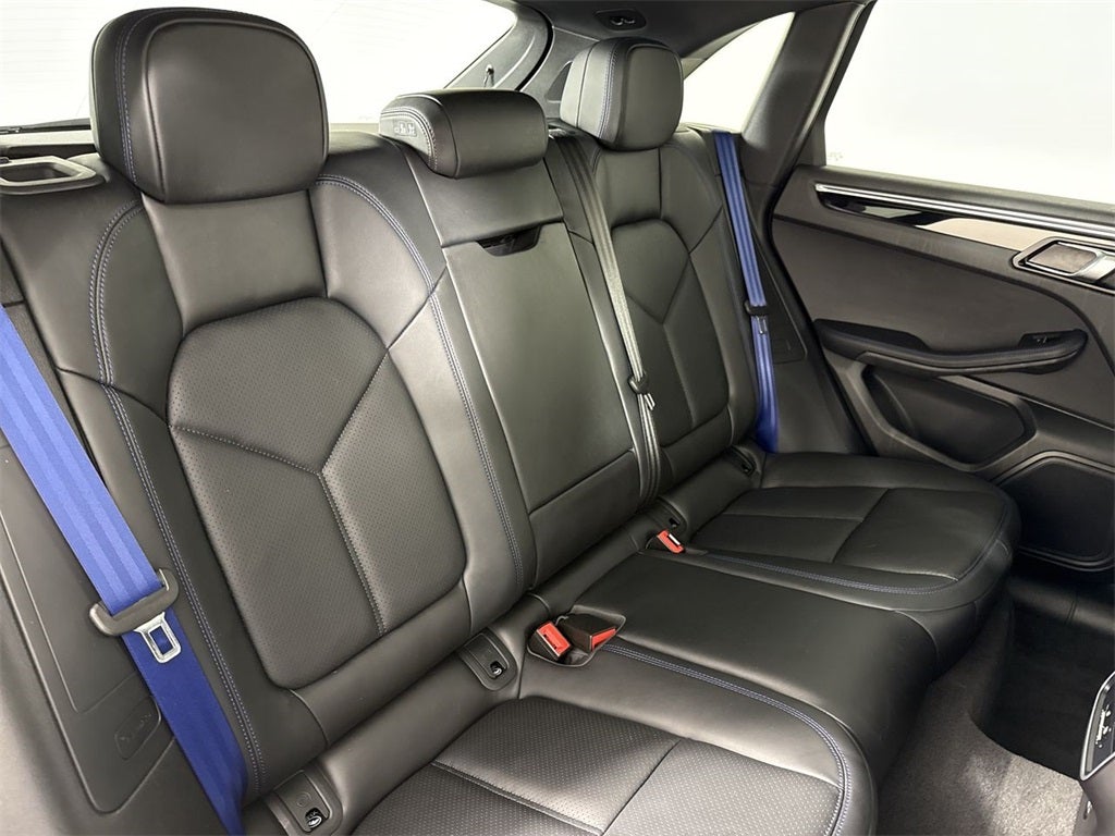 2023 Porsche Macan T