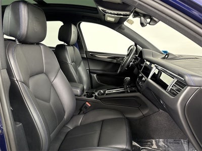 2023 Porsche Macan T