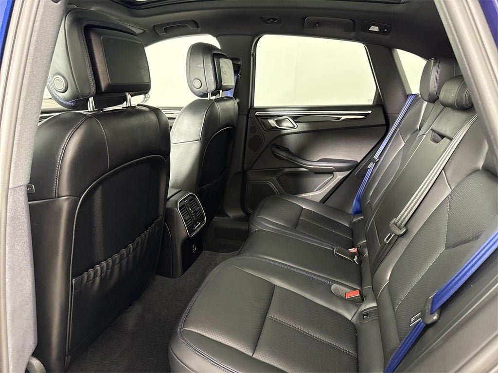 2023 Porsche Macan T