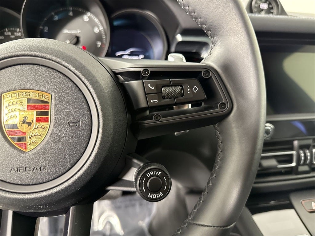 2023 Porsche Macan T