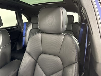 2023 Porsche Macan T