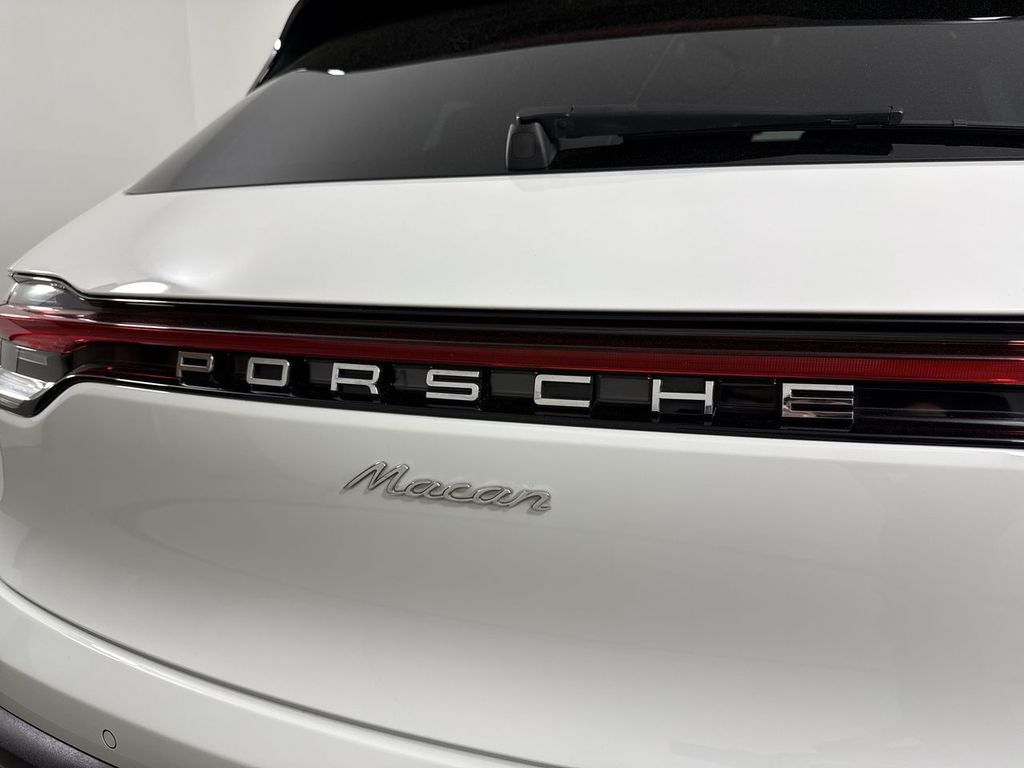 2023 Porsche Macan T