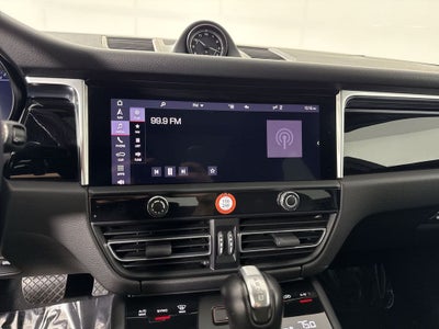 2023 Porsche Macan T