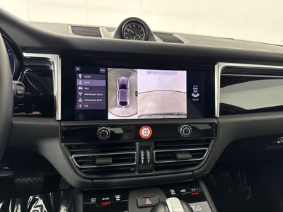 2023 Porsche Macan T