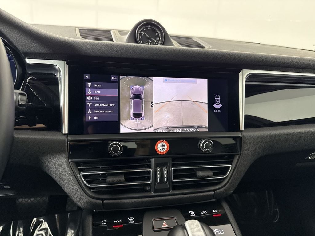 2023 Porsche Macan T