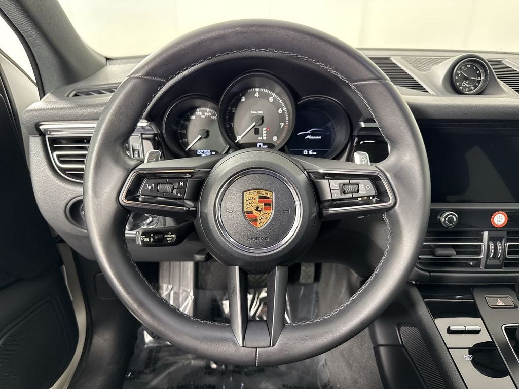 2023 Porsche Macan T