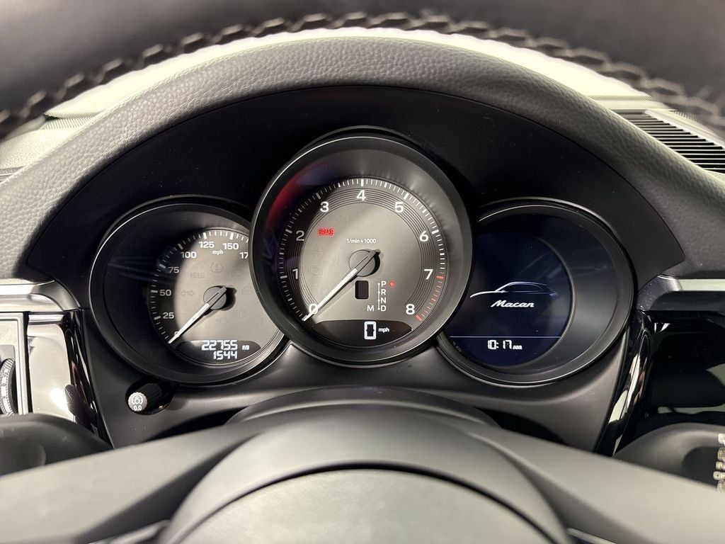 2023 Porsche Macan T