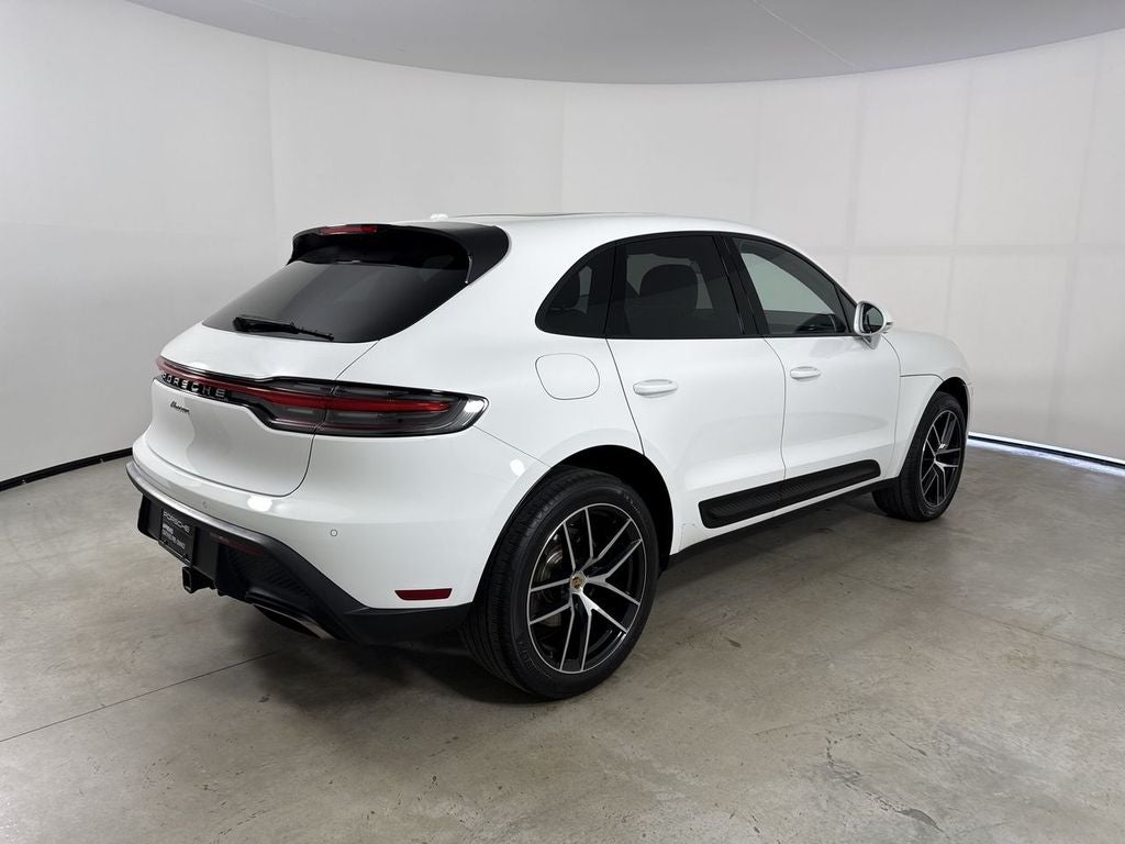 2023 Porsche Macan T