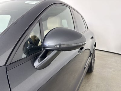 2024 Porsche Macan T