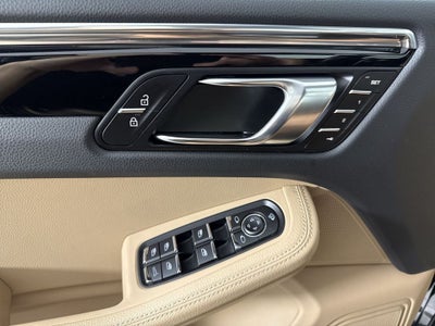 2024 Porsche Macan T